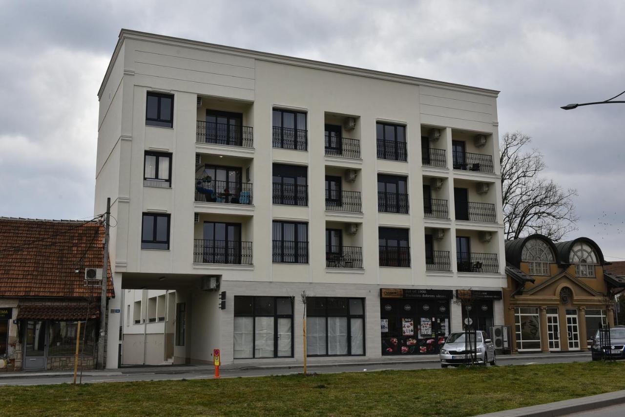 Grand Lux Apartman Apartment Cacak Exterior photo